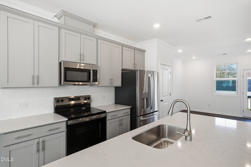 3709 Elm Grove Ln, Raleigh, NC 27604