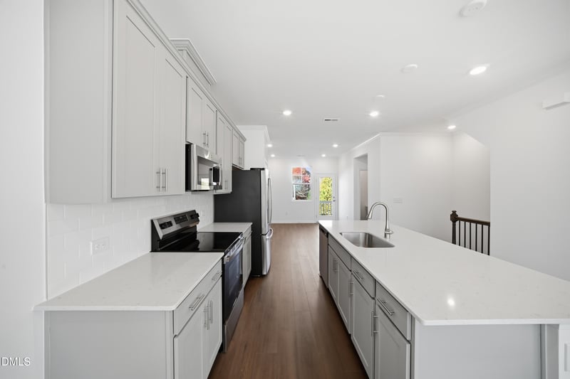 3709 Elm Grove Ln, Raleigh, NC 27604