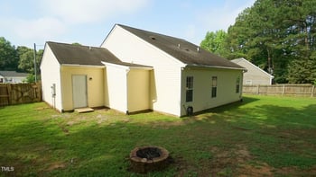 3709 Fan Palm Ct, Raleigh, NC 27616