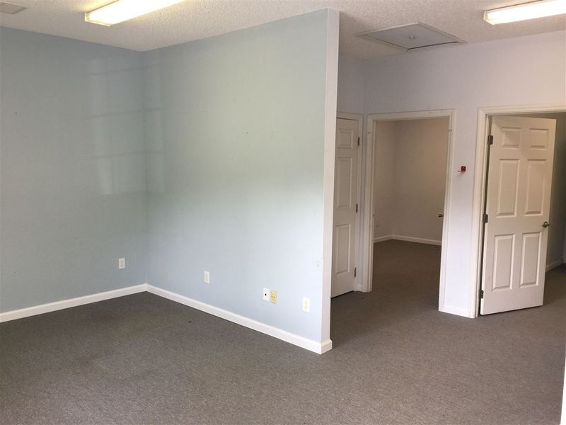 3709 Junction Blvd, Raleigh, NC 27603