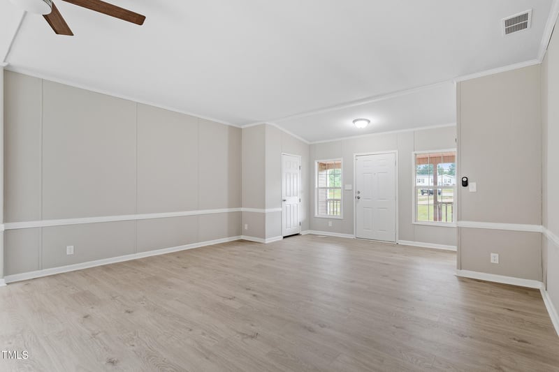 371 Barnes Ridge Dr, Clayton, NC 27520