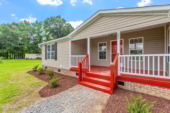 371 Barnes Ridge Dr, Clayton, NC 27520