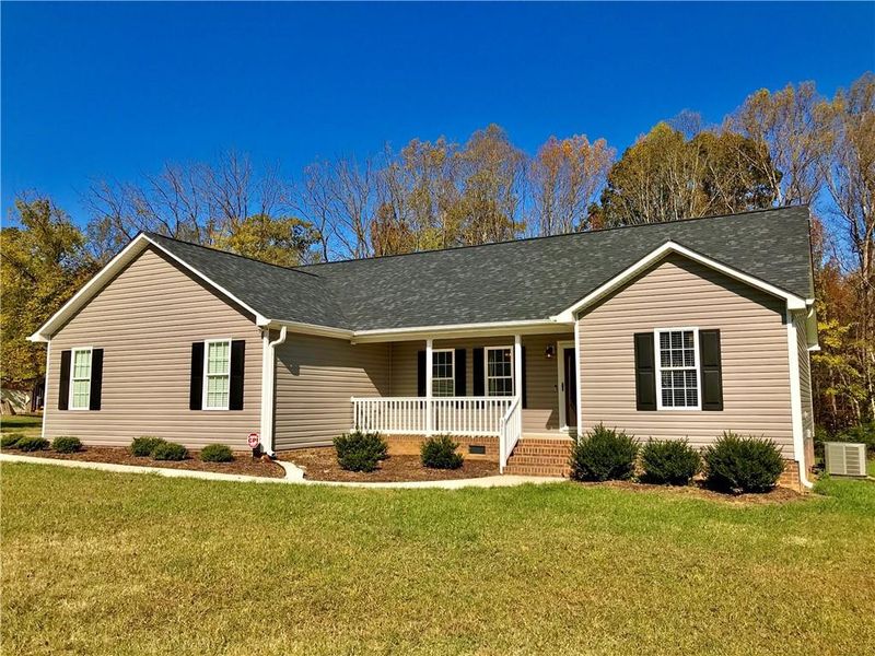 371 Boone Rd, Burlington, NC 27217