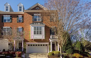 371 Bridgegate Dr, Cary, NC 27519