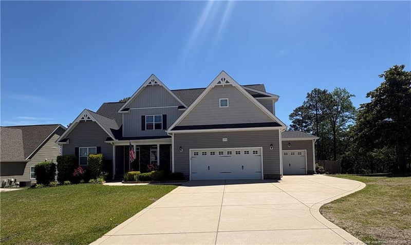 3710 Glencourse Way, Fayetteville, NC 28311