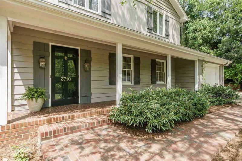 3710 Lubbock Dr, Raleigh, NC 27612