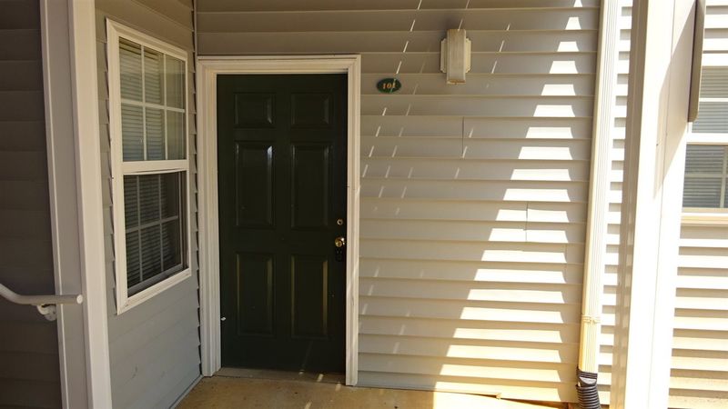 3710 Pardue Woods Dr #101, Raleigh, NC 27603