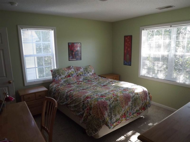 3710 Pardue Woods Pl #302, Raleigh, NC 27603