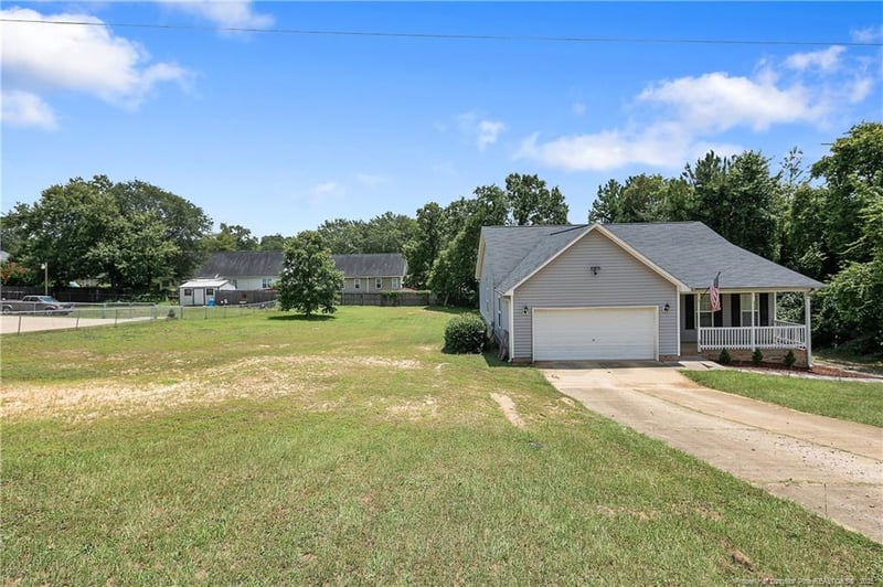 3711 Rockhurst Dr, Fayetteville, NC 28306