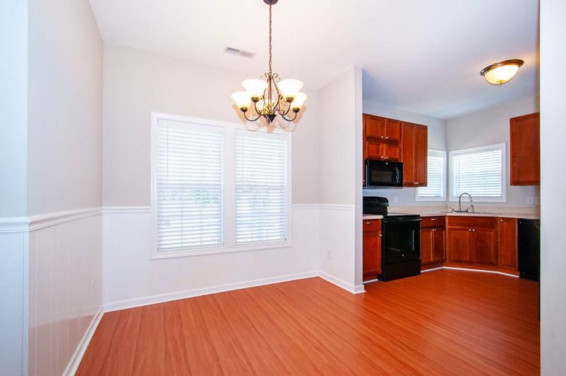 3712 Blue Blossom Dr, Raleigh, NC 27616
