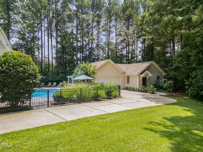 3712 Highland Creek Dr, Apex, NC 27539