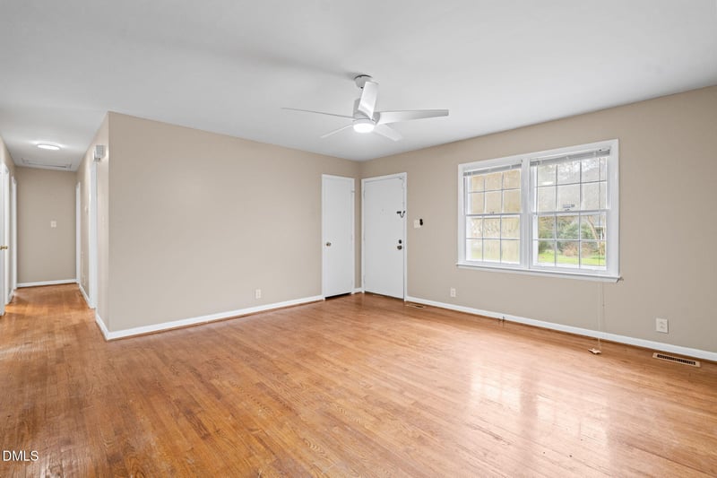 3712 Huntleigh Dr, Raleigh, NC 27604