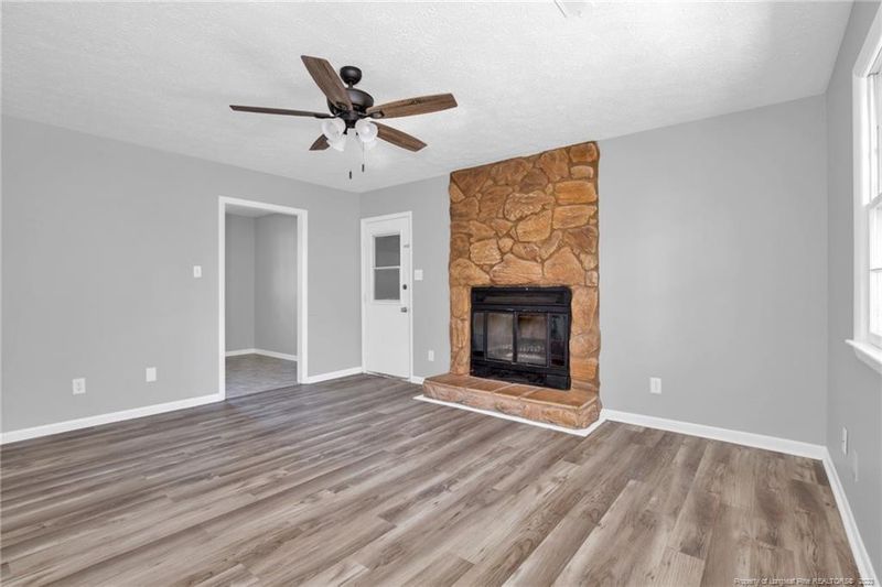 3712 Leonard Pl, Hope Mills, NC 28348