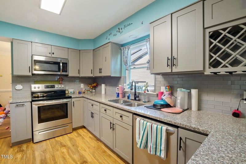3712 Old Coach Rd, Raleigh, NC 27616