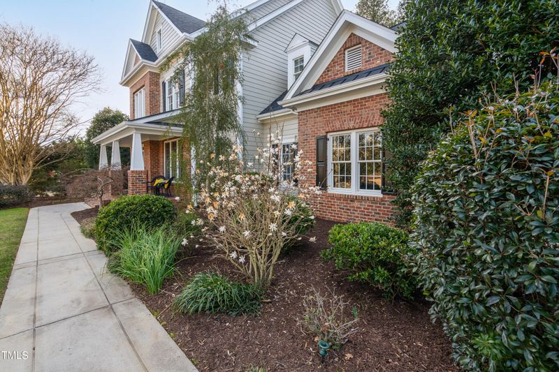3712 Sparrow Pond Ln, Raleigh, NC 27606