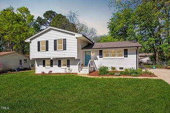3713 Arrowwood Dr, Raleigh, NC 27604