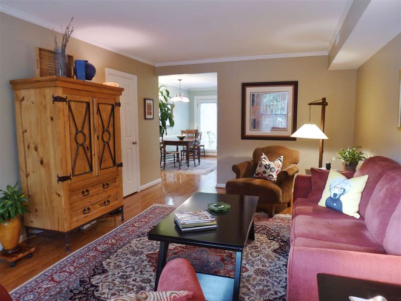 3713 Jamestown Cir #3713, Raleigh, NC 27609