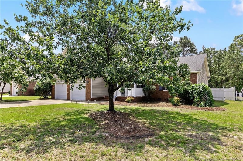 3713 Over Dr, Hope Mills, NC 28348