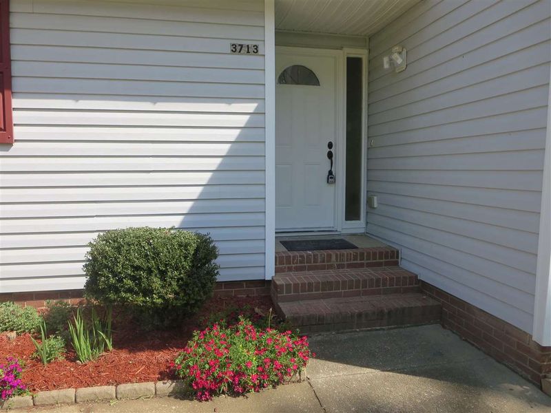 3713 Summer Pl, Raleigh, NC 27604