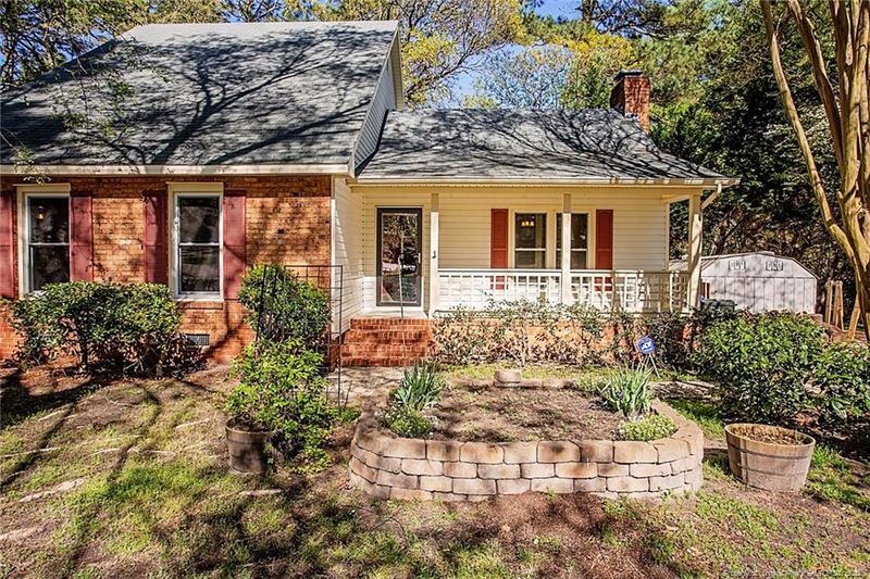 3714 Clearwater Dr, Fayetteville, NC 28311