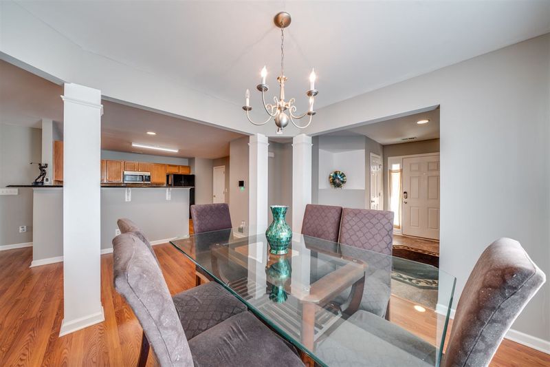 3714 Cyrus St, Raleigh, NC 27610