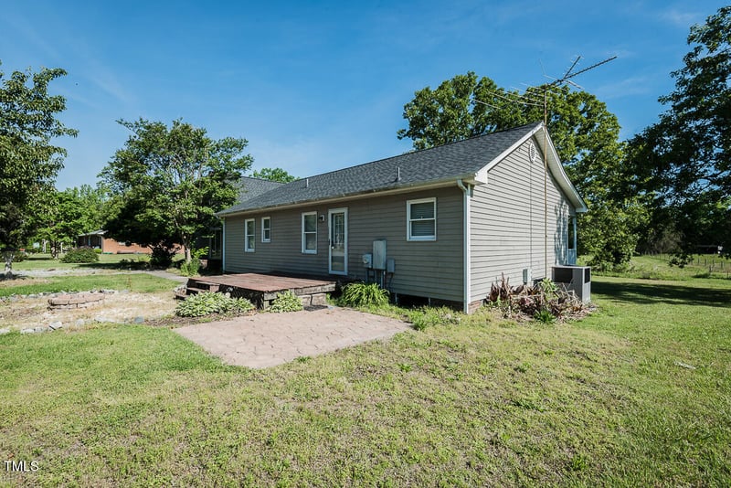 3714 Mt Zion Church Rd, Mebane, NC 27302