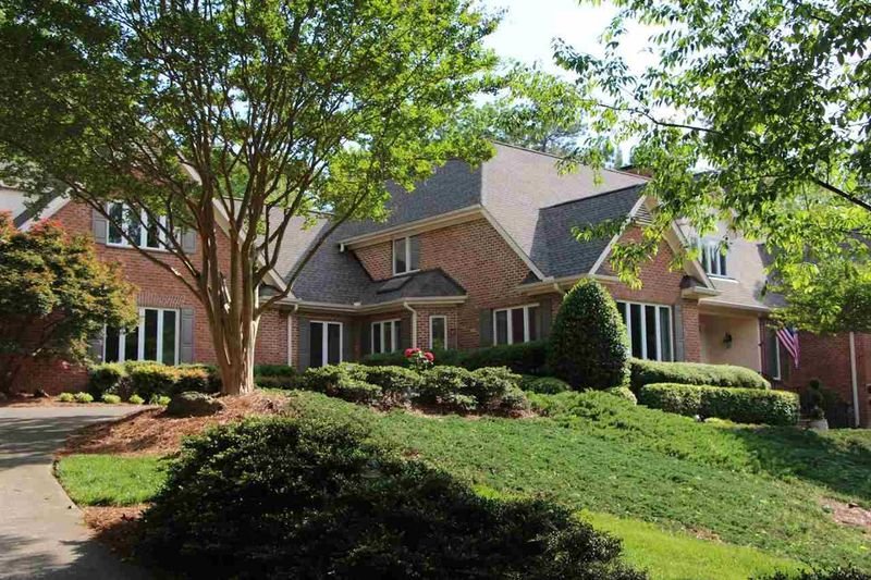 3715 Foxwood Pl, Durham, NC 27705