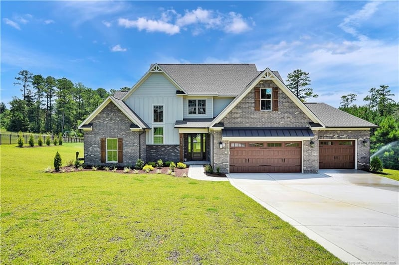 3716 Riverhill Dr, Fayetteville, NC 28306