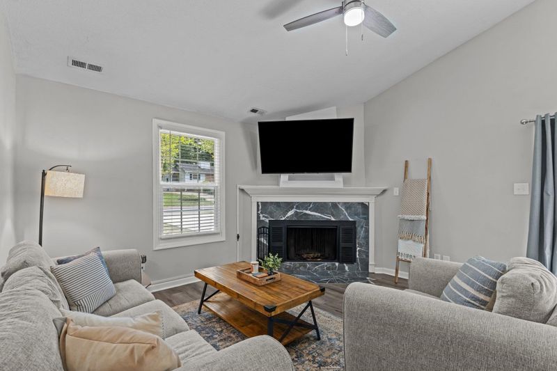 3717 Summer Pl, Raleigh, NC 27604