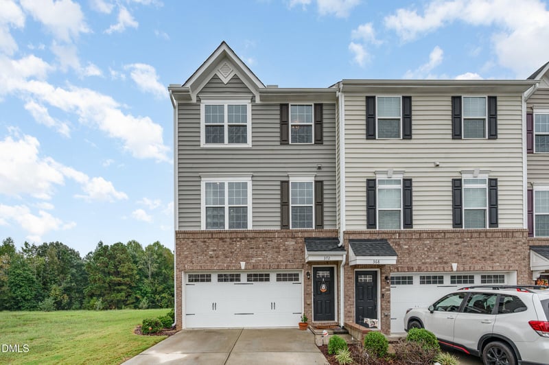 372 Amber Acorn Ave, Raleigh, NC 27603