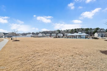 372 Blue Aspen Dr, Fuquay Varina, NC 27526