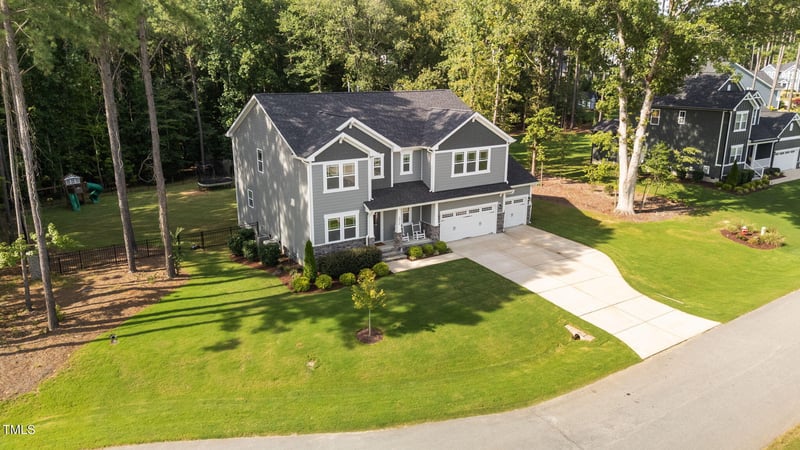 372 Bonaventure Dr, Clayton, NC 27527