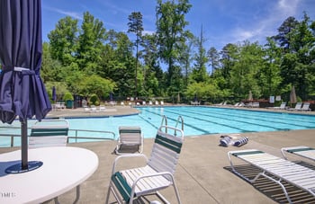 372 Farnleigh Dr, Chapel Hill, NC 27517