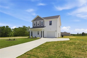 372 Hookbill Ln, Lillington, NC 27546