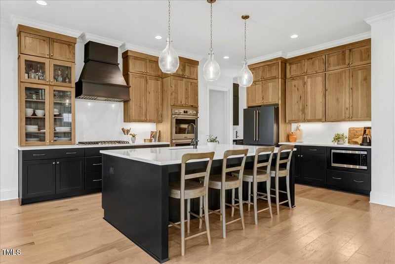 372 Meadow Walk Dr, Fuquay Varina, NC 27526