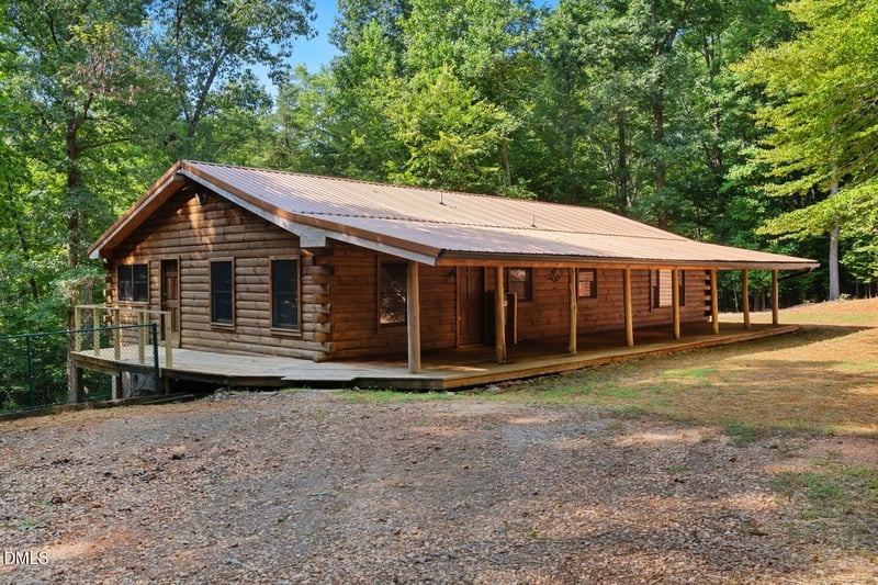372 Round Fish Dr, Sanford, NC 27330