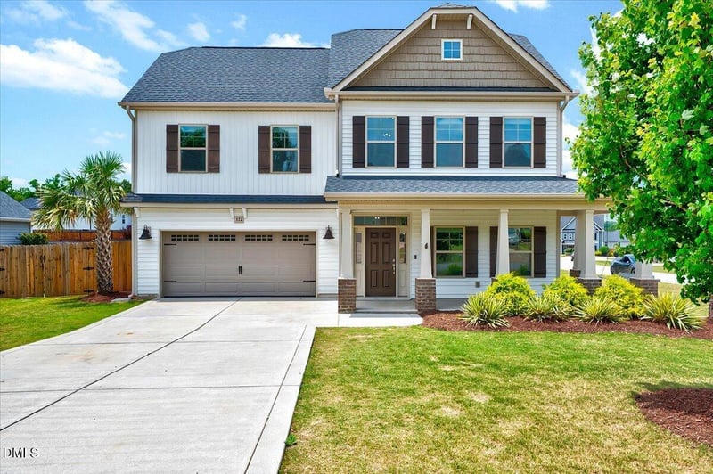 372 Sugarpine Trl, Clayton, NC 27520
