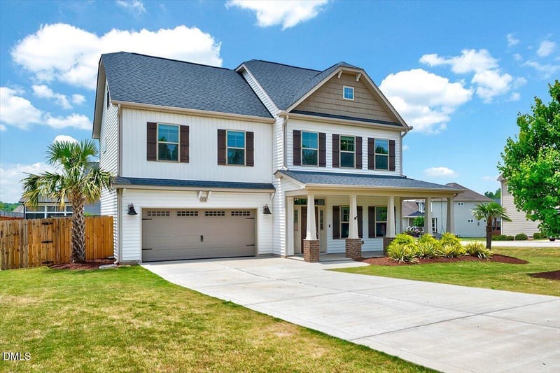 372 Sugarpine Trl, Clayton, NC 27520