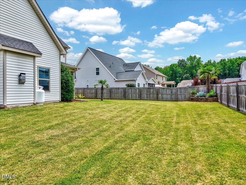 372 Sugarpine Trl, Clayton, NC 27520