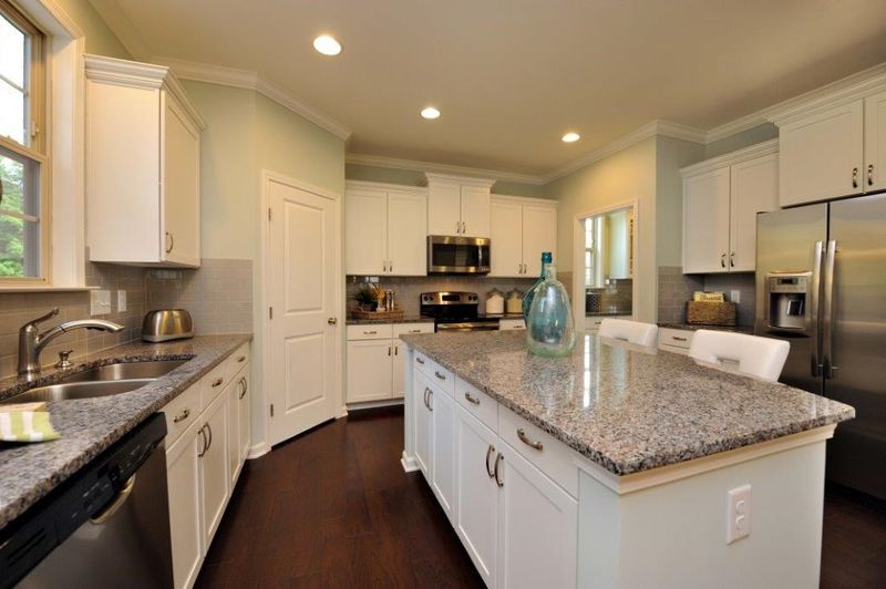 372 W Wellesley Dr, Clayton, NC 27520