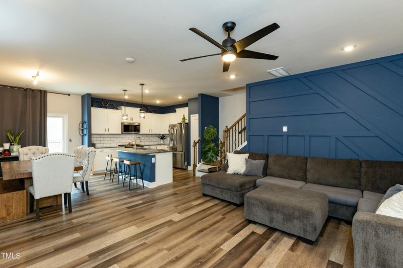 372 White Oak Ridge Dr, Garner, NC 27529