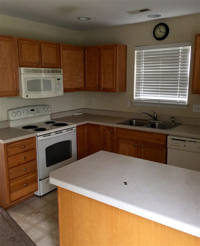 3720 Bison Hill Ln, Raleigh, NC 27604