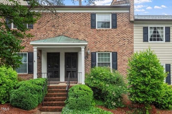 3720 Jamestown Cir, Raleigh, NC 27609