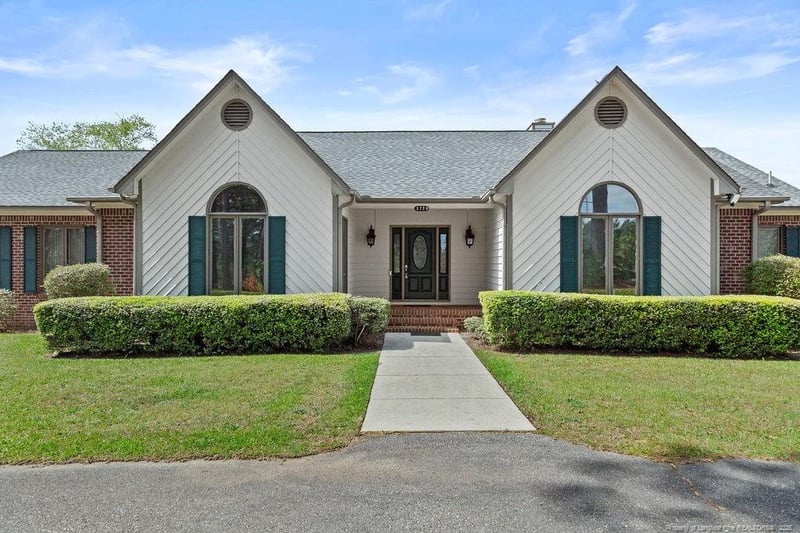 3720 Owen Dr, Fayetteville, NC 28306