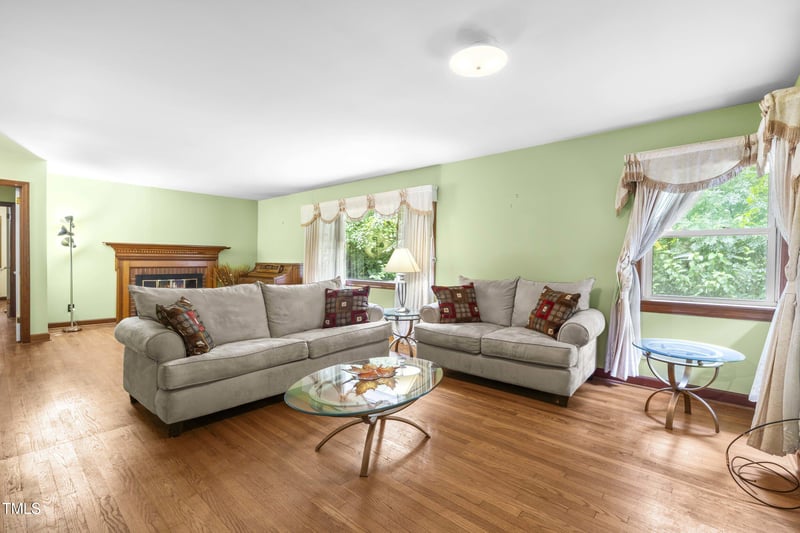 3721 Baugh St, Raleigh, NC 27604