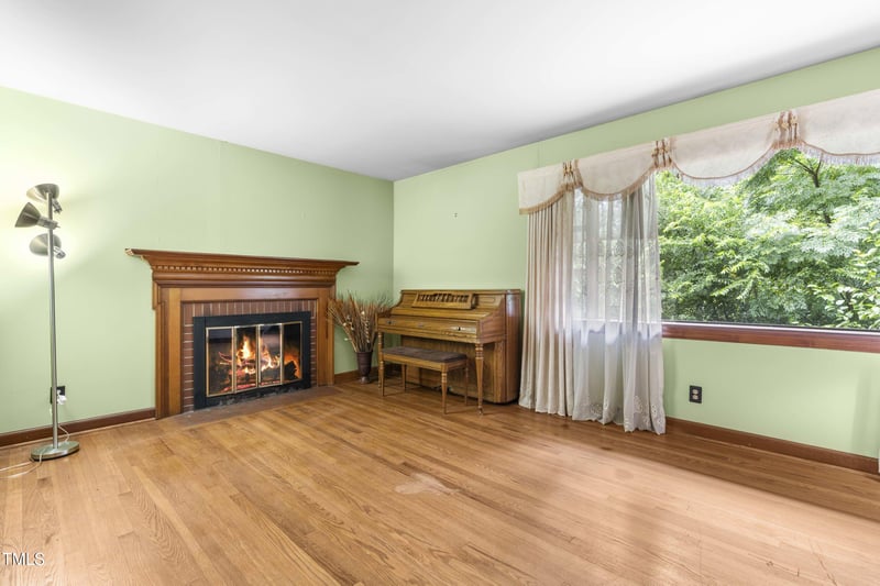 3721 Baugh St, Raleigh, NC 27604