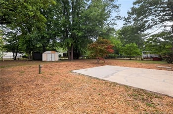 3721 Berger Dr, Fayetteville, NC 28304