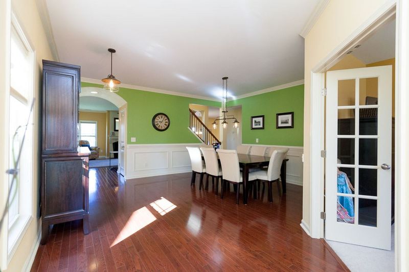 3721 Nicolyn Dr, Raleigh, NC 27616