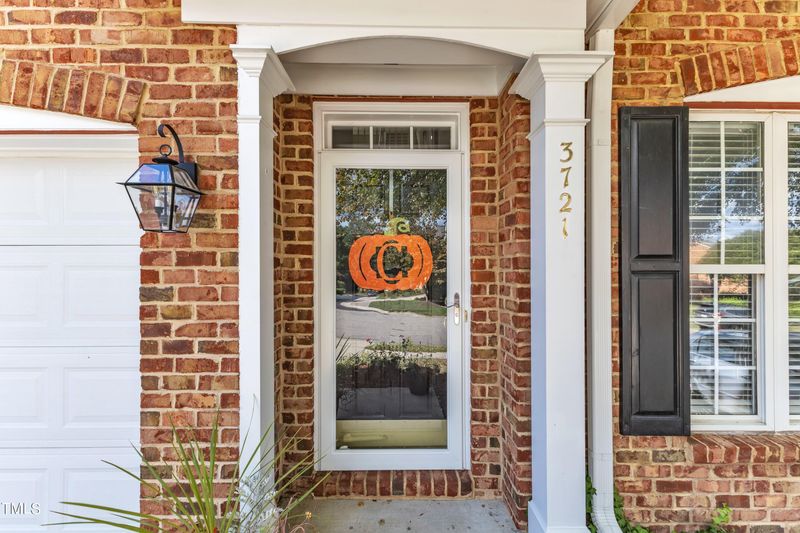 3721 Old Post Rd, Raleigh, NC 27612
