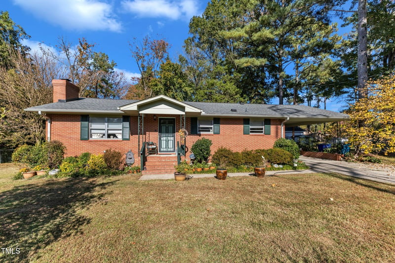3722 Kenmore Rd, Durham, NC 27705